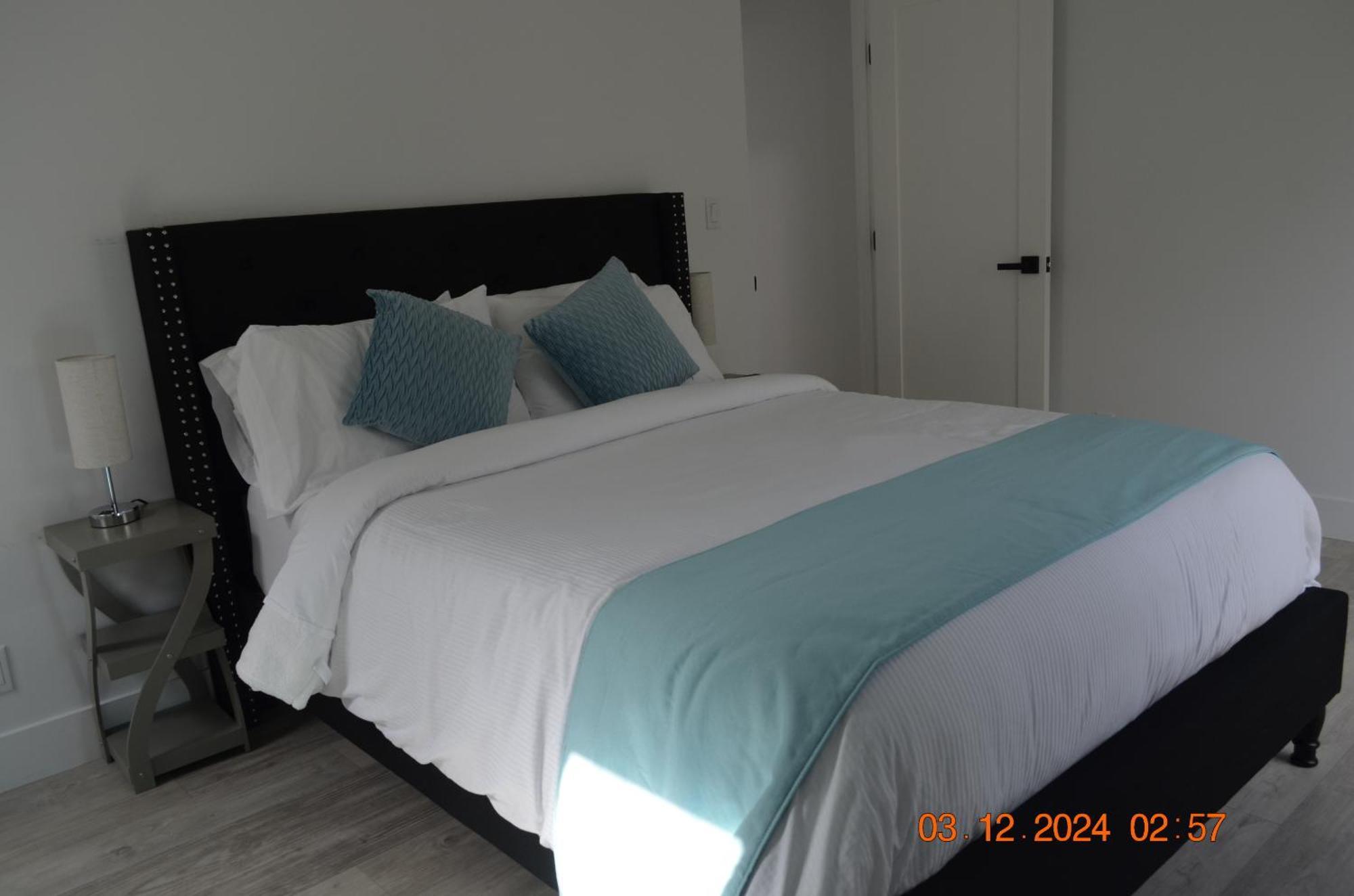 Dimond Abode Vacation Home #1 Oakland Dimond District Bilik gambar