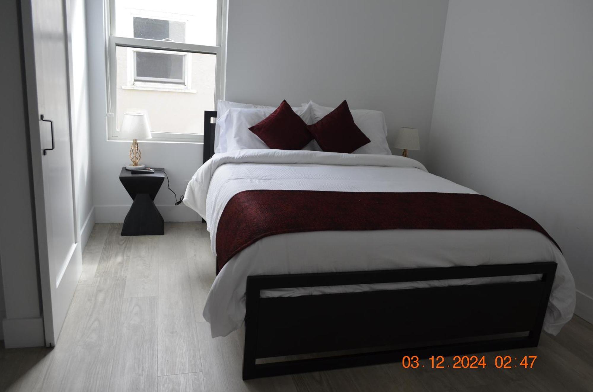 Dimond Abode Vacation Home #1 Oakland Dimond District Bilik gambar