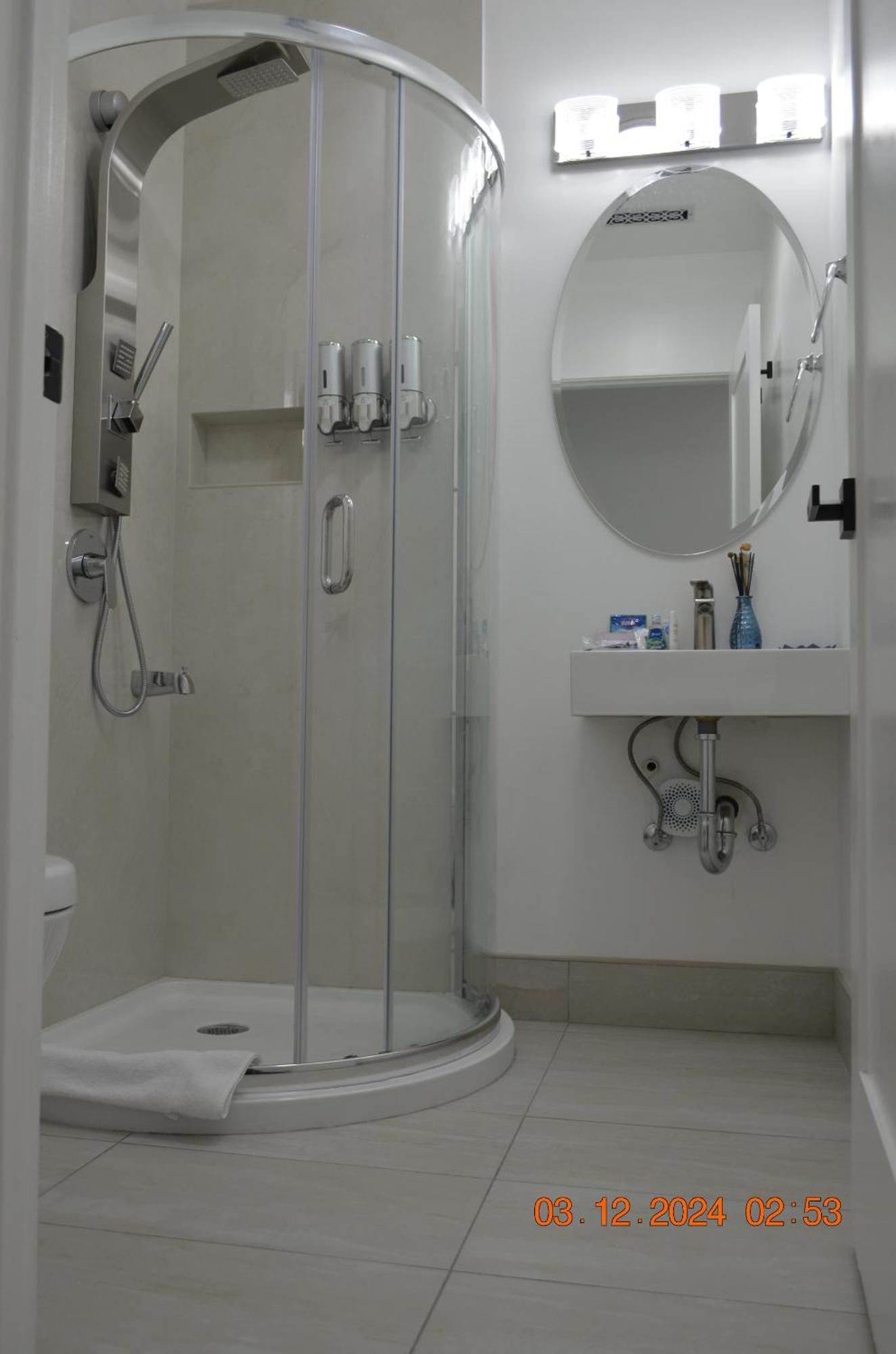 Dimond Abode Vacation Home #1 Oakland Dimond District Bilik gambar